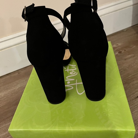 Black Sandals - Picture 5 of 5